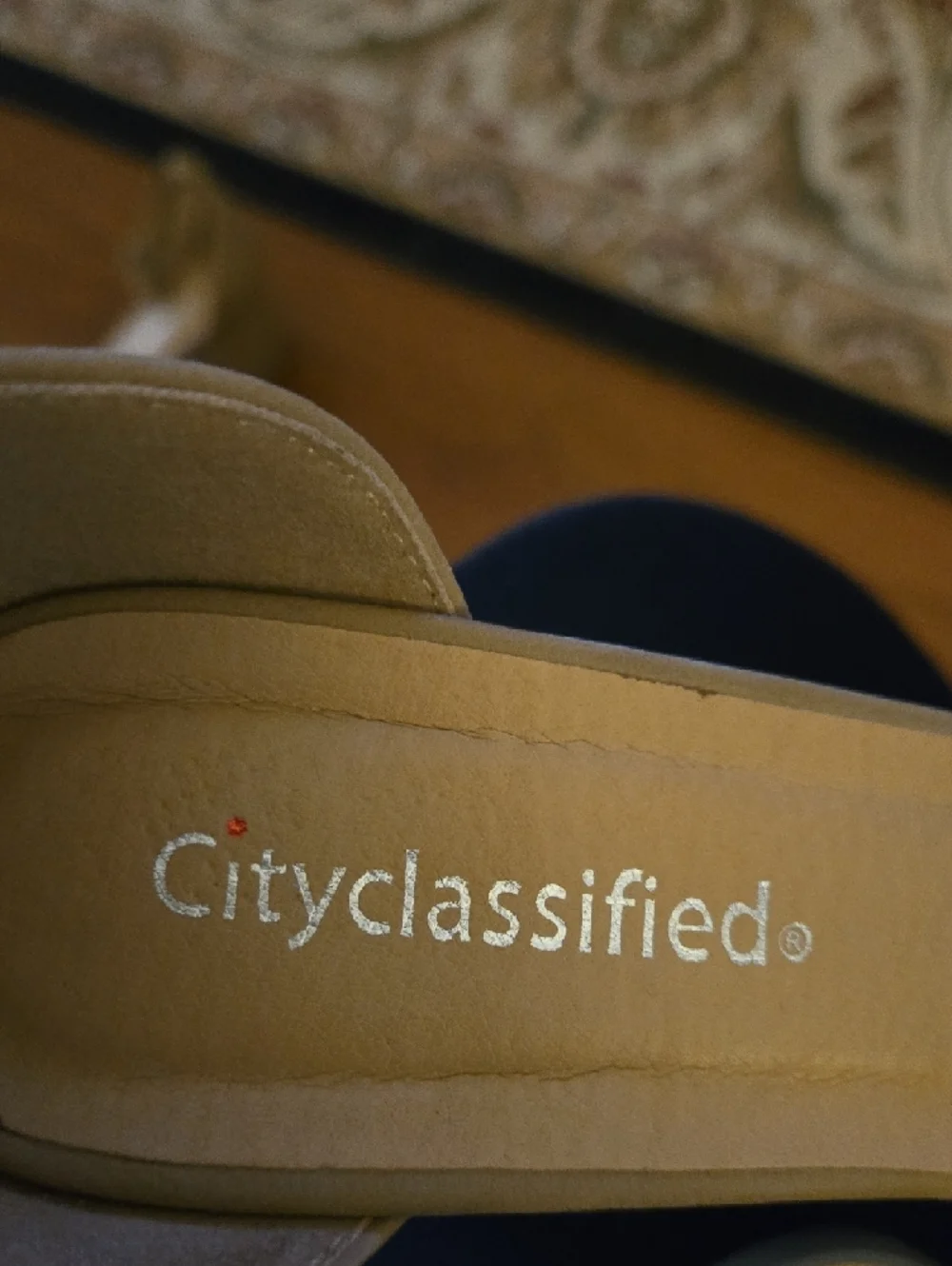Cityclassified Taupe 2.75